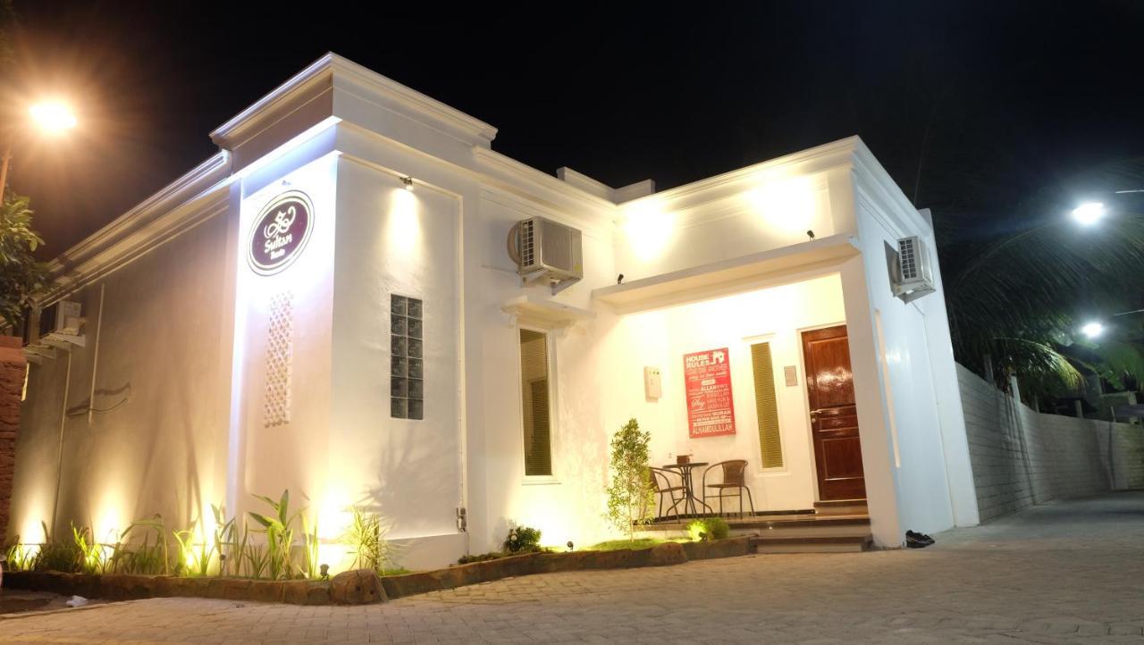 Sultan Guesthouse Tulungagung Zewnętrze zdjęcie