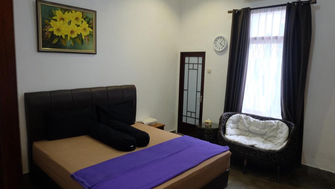 Sultan Guesthouse Tulungagung Zewnętrze zdjęcie