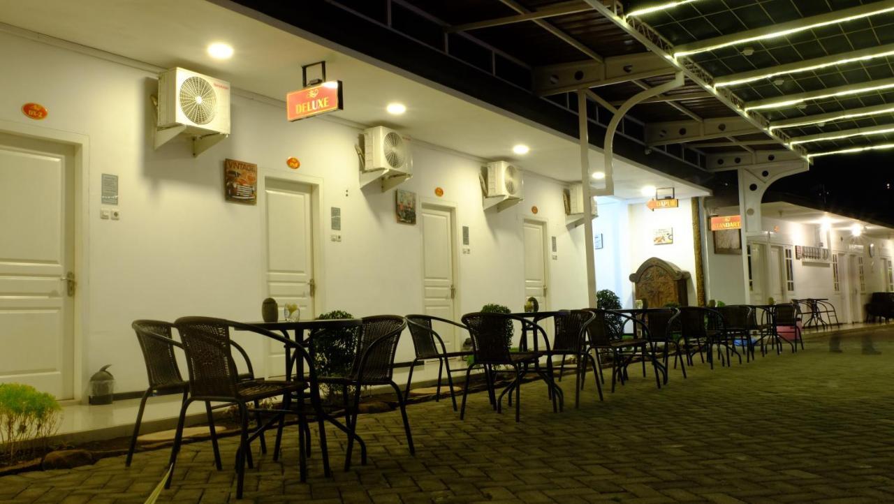 Sultan Guesthouse Tulungagung Zewnętrze zdjęcie