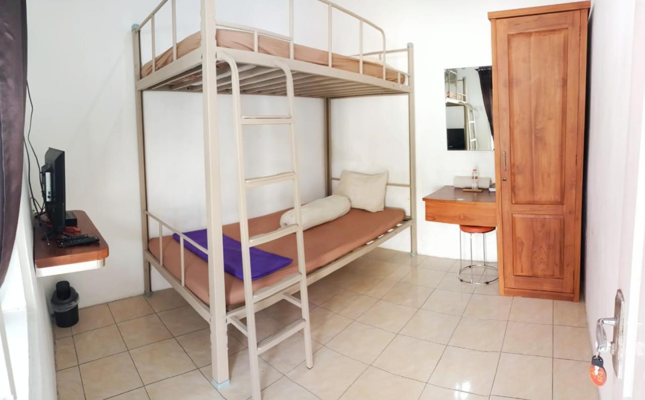 Sultan Guesthouse Tulungagung Zewnętrze zdjęcie