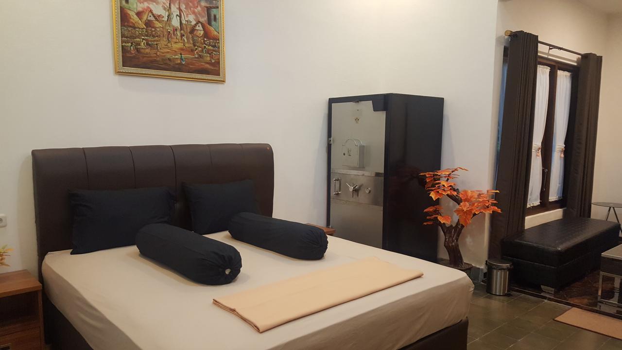 Sultan Guesthouse Tulungagung Zewnętrze zdjęcie